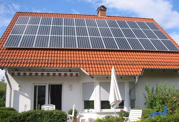 光伏發電安裝價格多少錢一平方，100平米房頂安裝光伏要多少錢