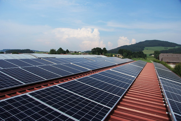 p型半導體光伏大電池工作原理，電池組p什么意思